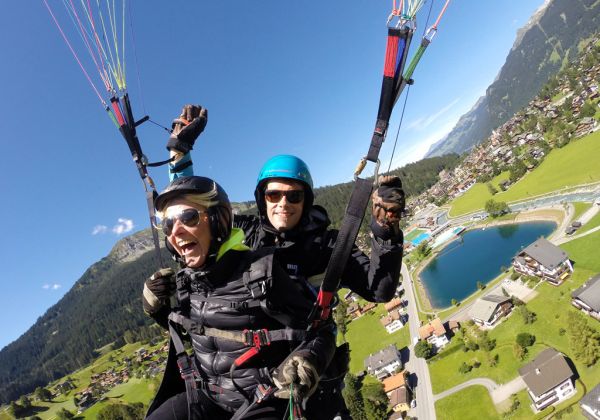 Gleitschirm Tandemflug Davos